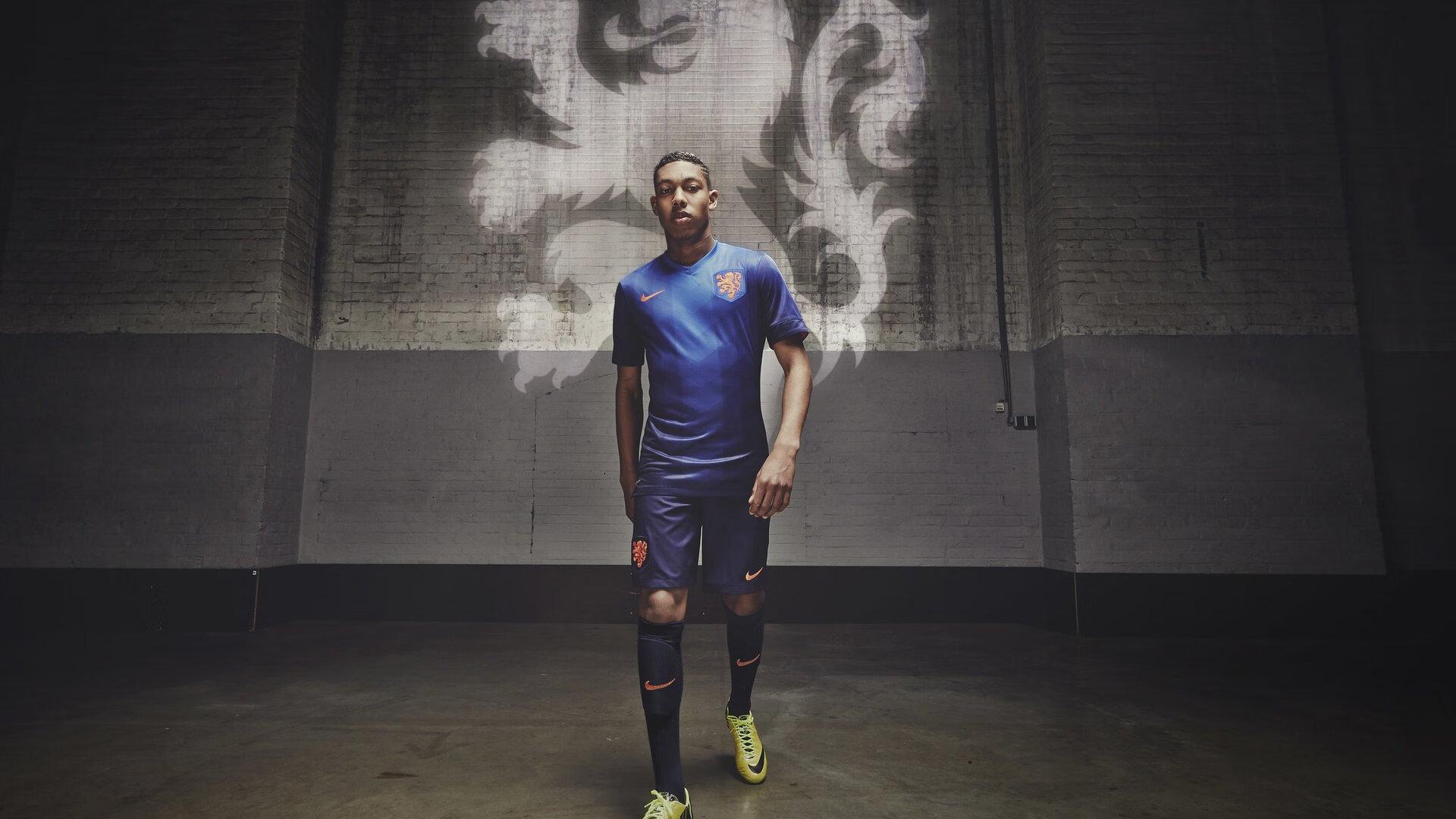 曼联冬窗静悄悄?天空体育,除非未来目标浮现,否则红魔或按兵不动